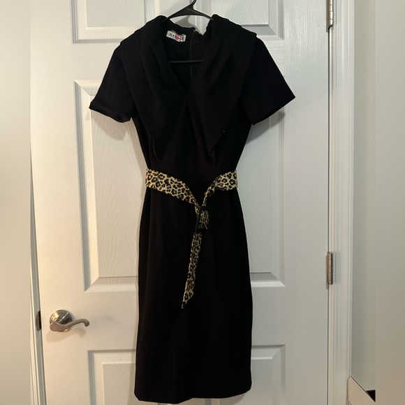 🎃Hartley vintage knit dress with animal print belt. - Picture 1 of 6